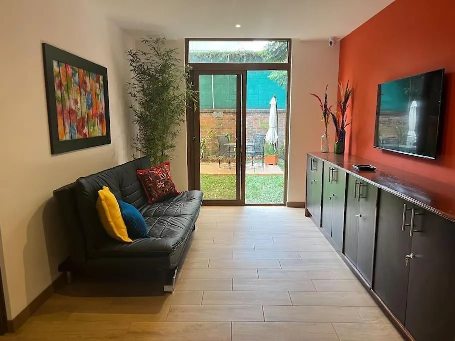 Dkcd 4 Studios In Zona Viva Guatemala-Stadt Apartment