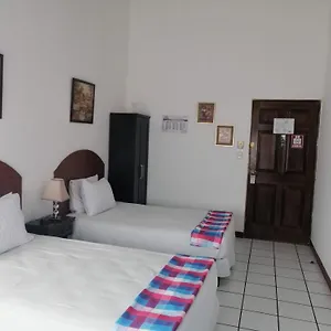 3* Frühstückspension Novohostal